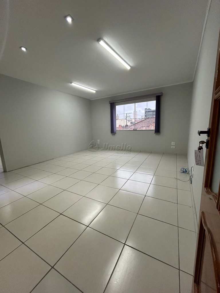 Sala Comercial em Mogi das Cruzes, no bairro Centro