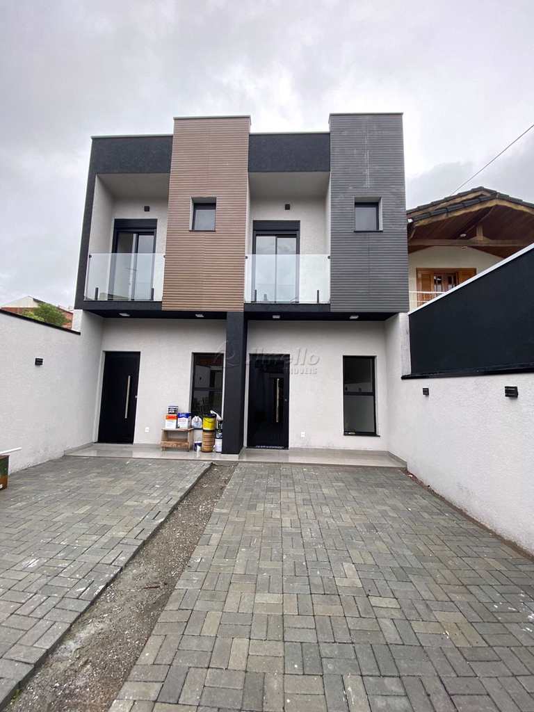 Sobrado em Mogi das Cruzes, no bairro Jardim Paraiso