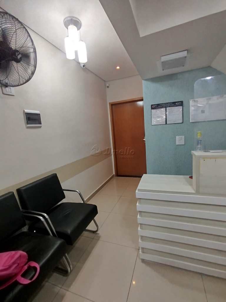 Prédio Comercial em Mogi das Cruzes, no bairro Vila Vitória