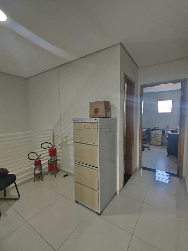 Prédio Comercial em Mogi das Cruzes, no bairro Vila Vitória