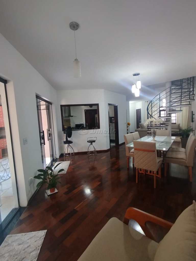 Sobrado em Mogi das Cruzes, no bairro Parque Santana