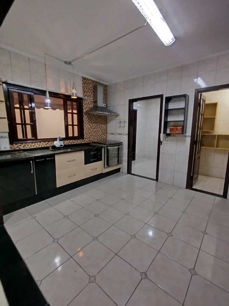 Sobrado em Mogi das Cruzes, no bairro Vila Cecília