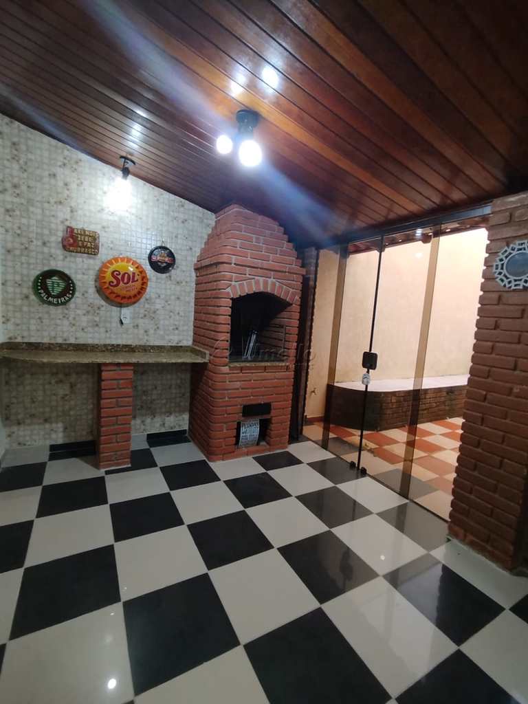 Sobrado em Mogi das Cruzes, no bairro Vila Cecília