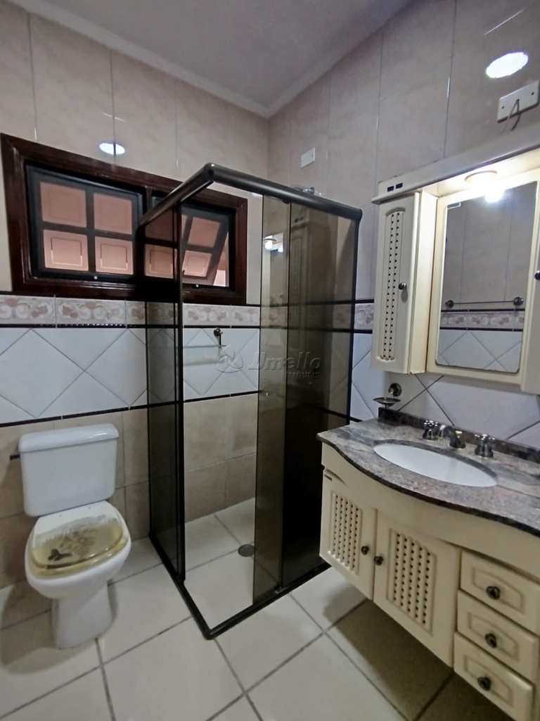 Sobrado em Mogi das Cruzes, no bairro Vila Cecília