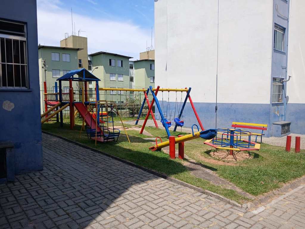 Apartamento em Mogi das Cruzes, no bairro Jardim Marica