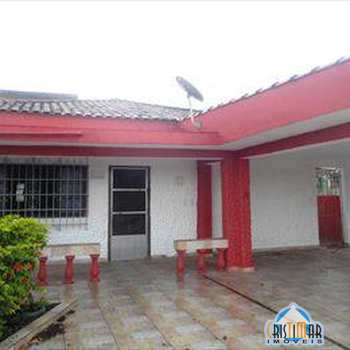 Casa em Praia Grande, bairro Caiçara