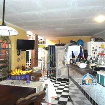 Casa em Mongaguá, bairro Balneário Itaóca