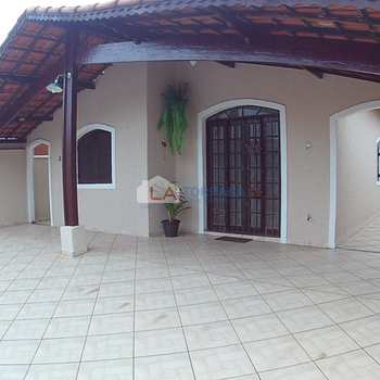 Casa em Praia Grande, bairro Real