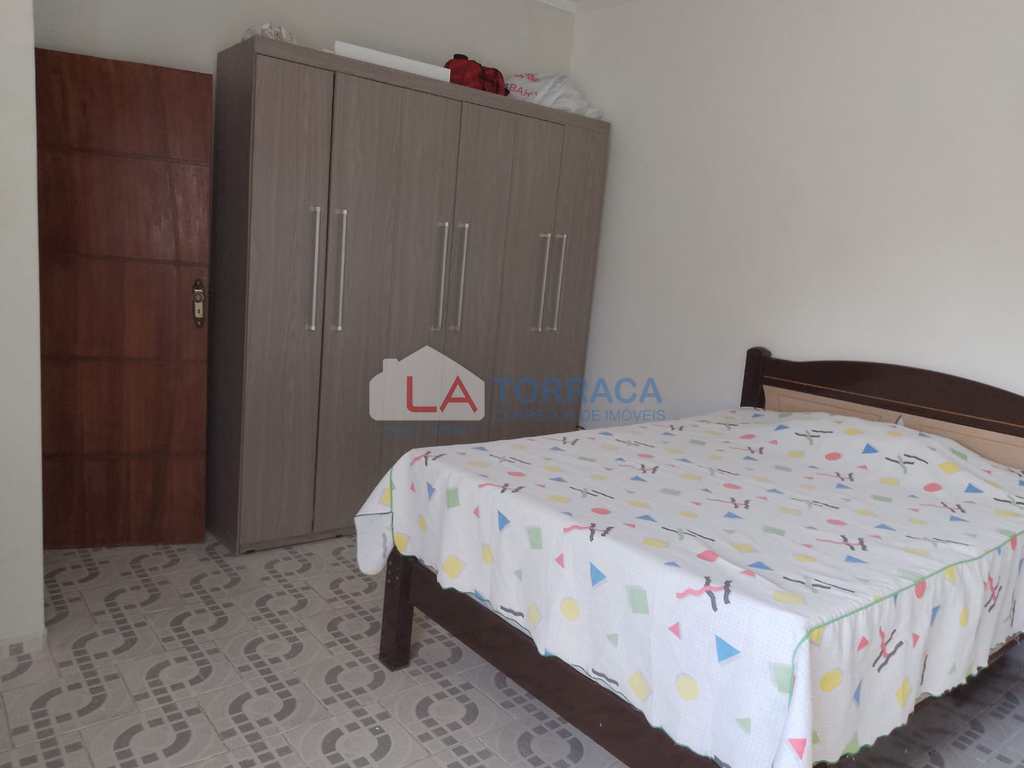 Sobrado em Praia Grande, no bairro Quietude