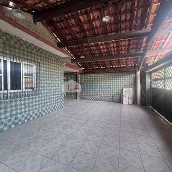 Casa em Praia Grande, bairro Antártica