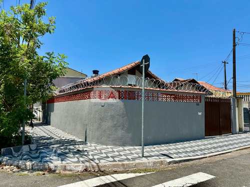 Casa, código 15628 em Praia Grande, bairro Balneário Maracanã