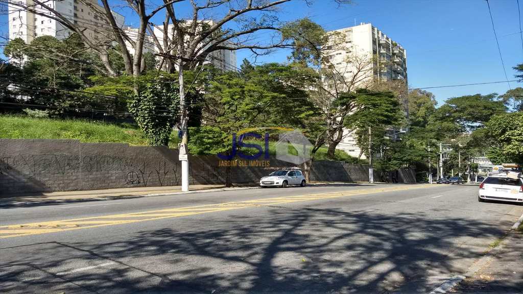Terreno Comercial em São Paulo, no bairro Morumbi