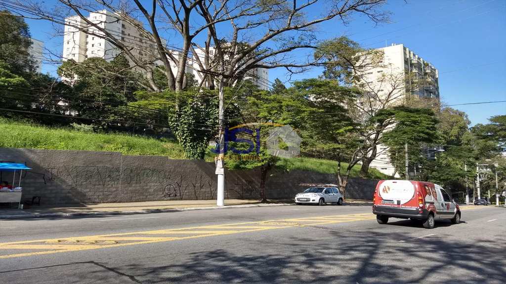 Terreno Comercial em São Paulo, no bairro Morumbi