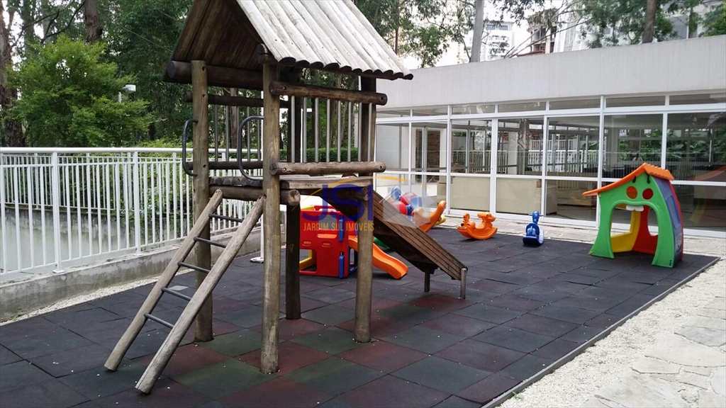 Apartamento em São Paulo, no bairro Panamby
