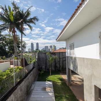 Casa em São Paulo, bairro Cidade Jardim