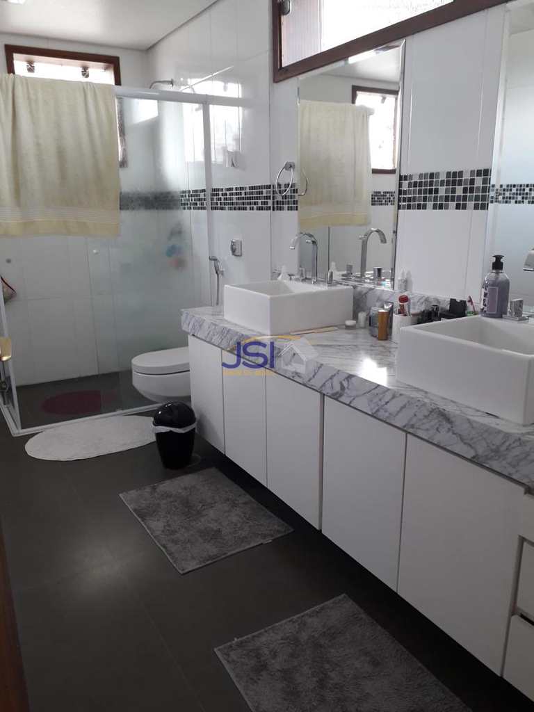 Casa em São Paulo, no bairro Jardim Leonor