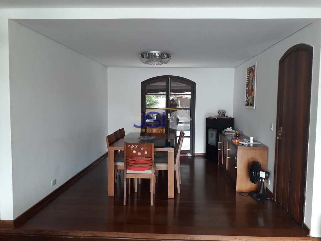 Casa em São Paulo, no bairro Jardim Leonor