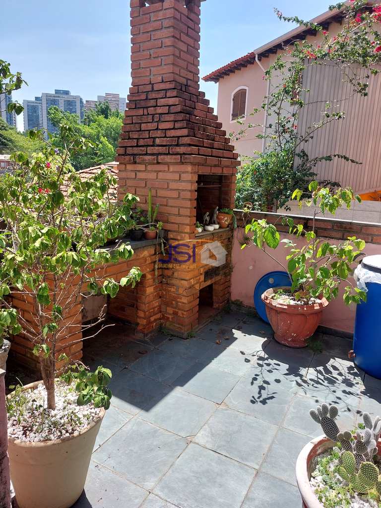 Casa em São Paulo, no bairro Jardim Colombo