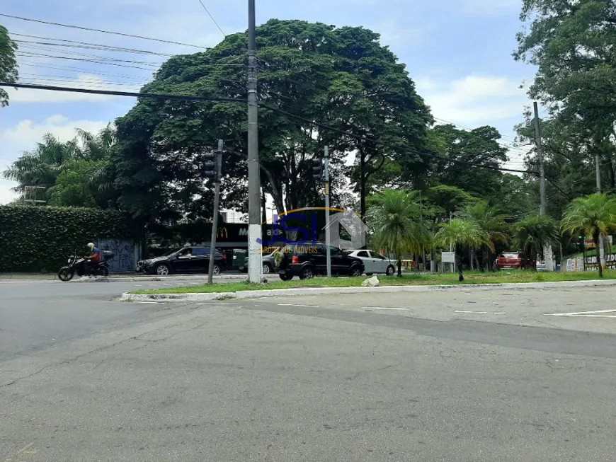 Terreno Comercial em São Paulo, no bairro Morumbi