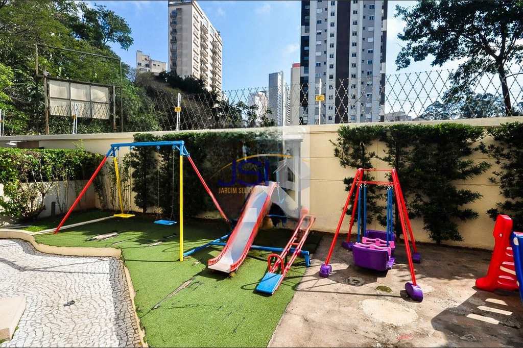 Casa de Condomínio em São Paulo, no bairro Jardim Ampliação