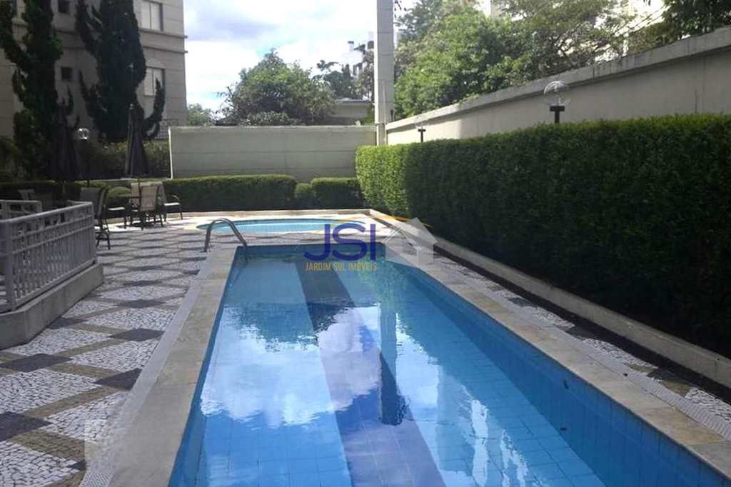 Casa de Condomínio em São Paulo, no bairro Jardim Ampliação