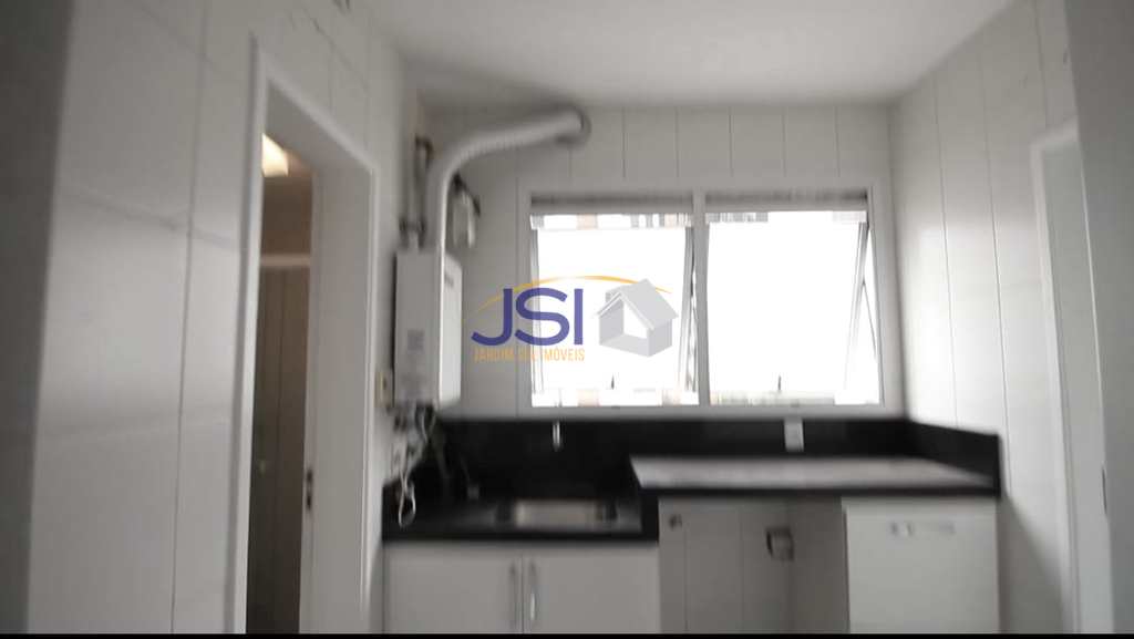 Apartamento em São Paulo, no bairro Morumbi