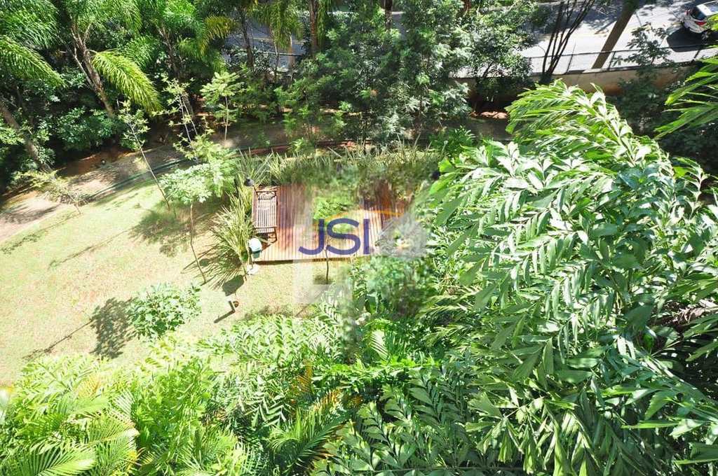 Apartamento em São Paulo, no bairro Morumbi