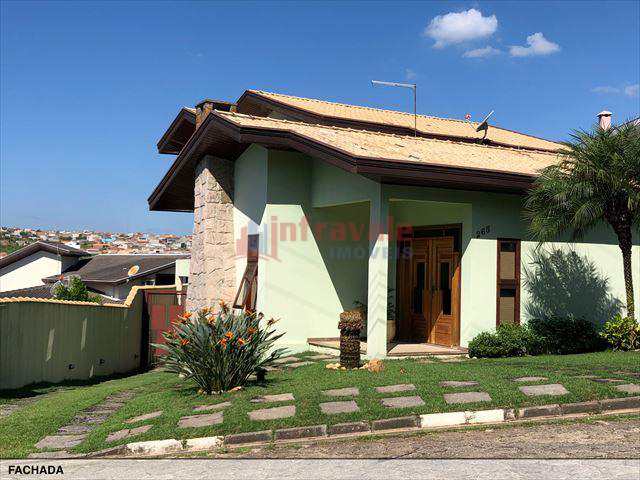 Casa de Condomínio em Jacareí, no bairro Jardim Coleginho