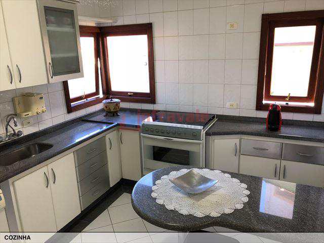 Casa de Condomínio em Jacareí, no bairro Jardim Coleginho