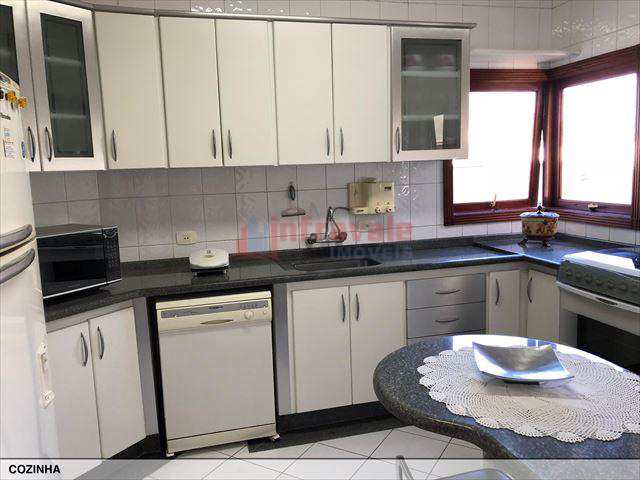 Casa de Condomínio em Jacareí, no bairro Jardim Coleginho