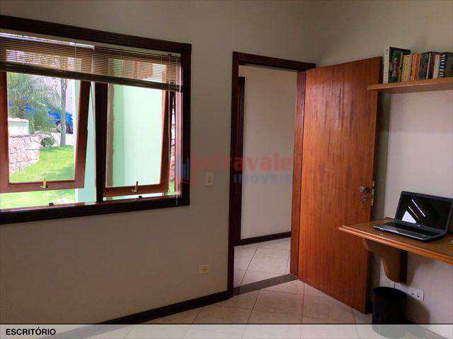 Casa de Condomínio em Jacareí, no bairro Jardim Coleginho