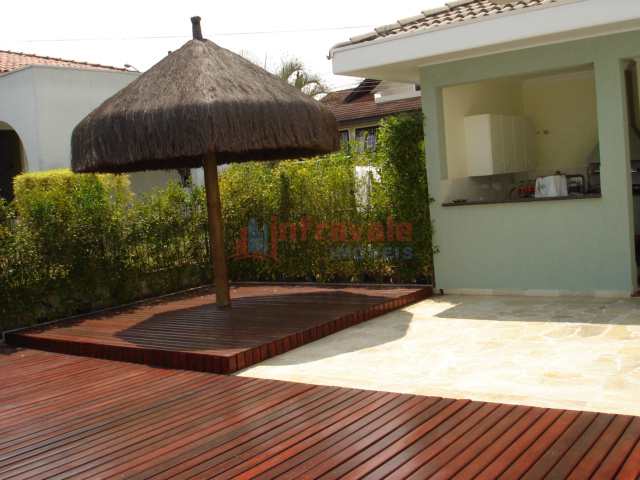 Casa de Condomínio em Jacareí, no bairro Jardim Altos de Santana I