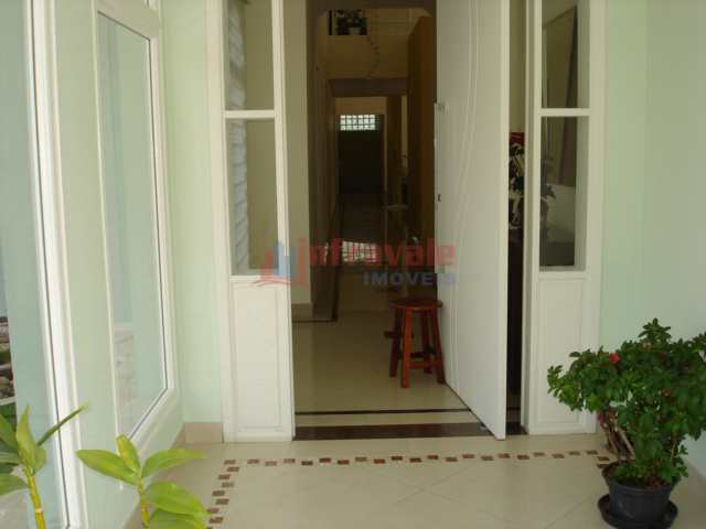 Casa de Condomínio em Jacareí, no bairro Jardim Altos de Santana I