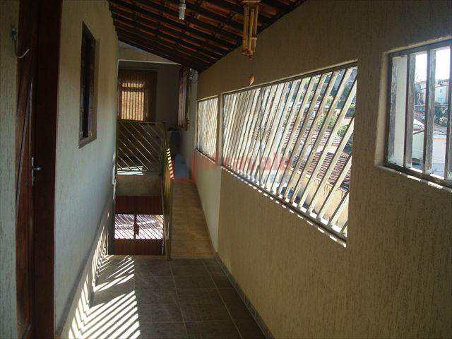 Casa em Jacareí, no bairro Jardim Bela Vista