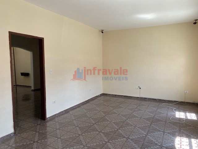 Casa em Jacareí, no bairro Jardim do Vale