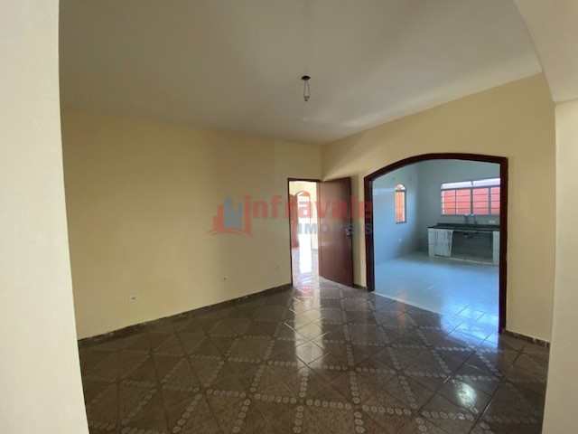 Casa em Jacareí, no bairro Jardim do Vale