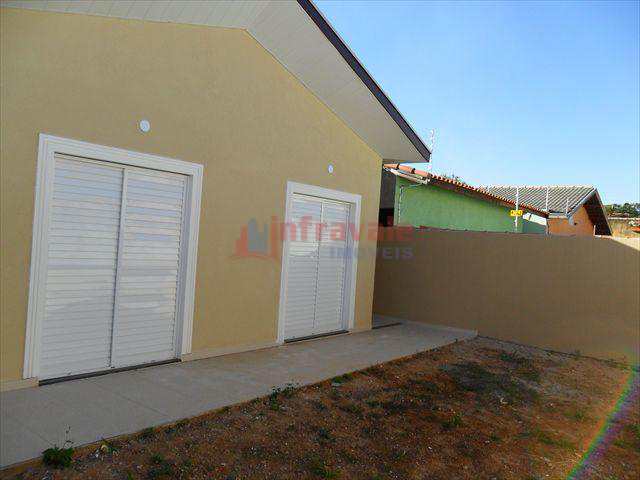 Casa em Jacareí, no bairro Cidade Jardim