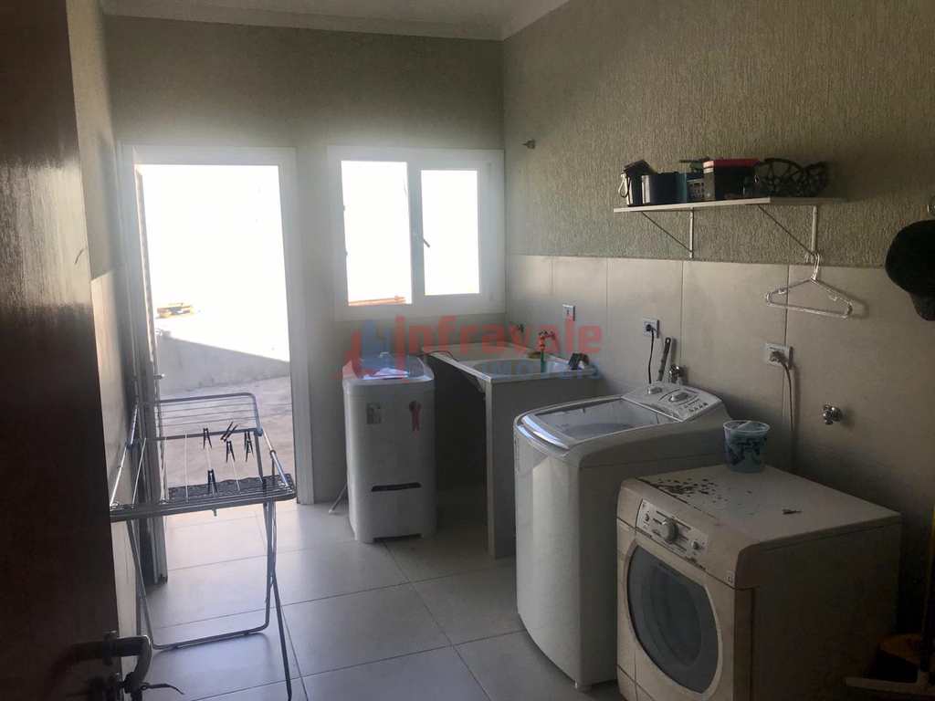 Casa de Condomínio em Jacareí, no bairro Condomínio Parque Vale dos Lagos