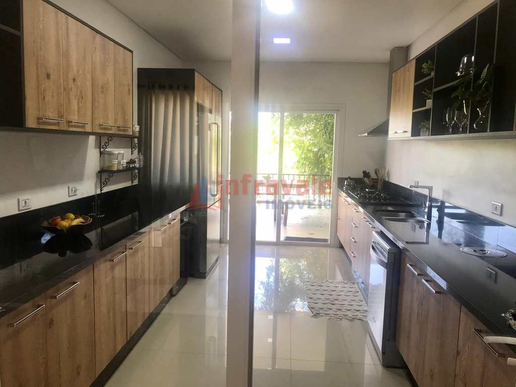 Casa de Condomínio em Jacareí, no bairro Condomínio Parque Vale dos Lagos