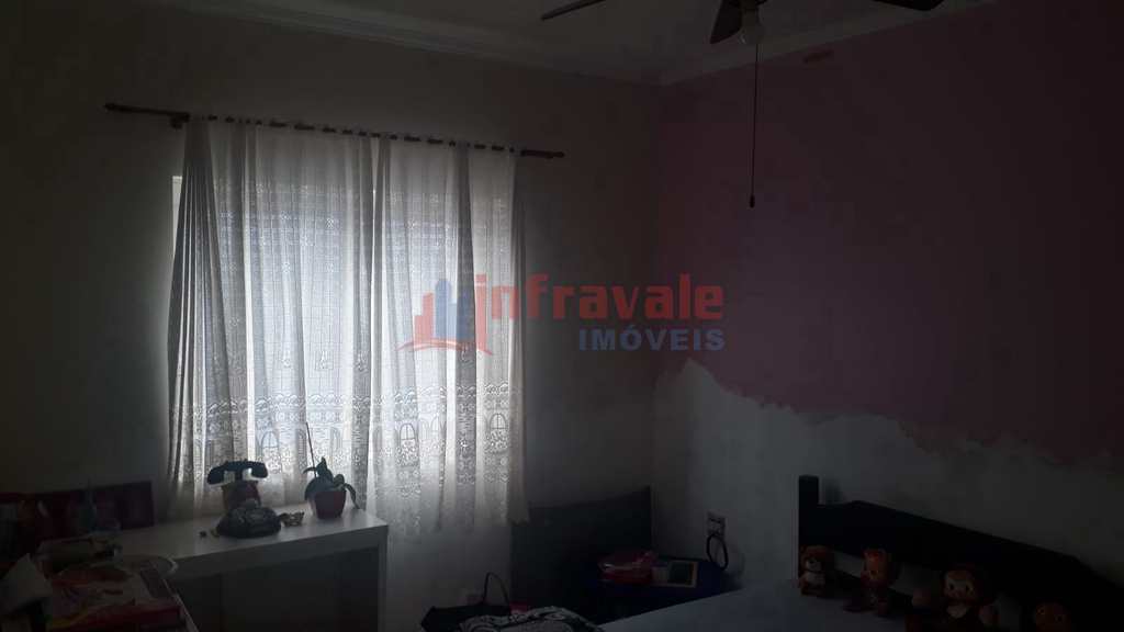 Casa em Jacareí, no bairro Cidade Jardim
