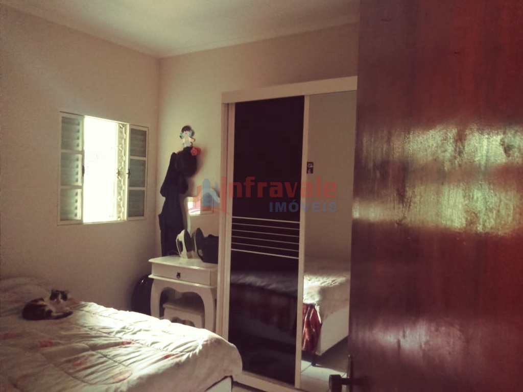 Casa em Jacareí, no bairro Cidade Jardim