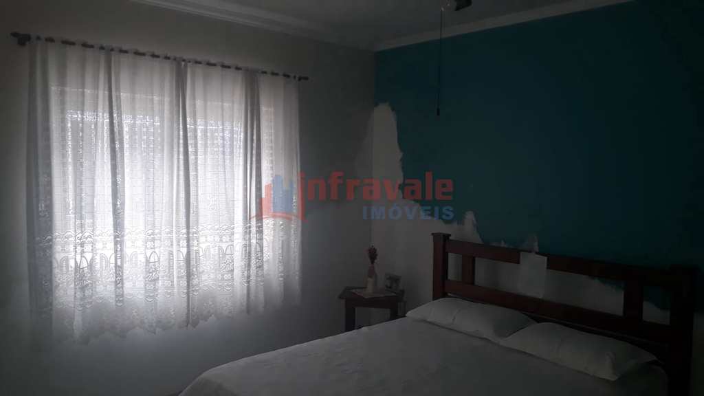 Casa em Jacareí, no bairro Cidade Jardim