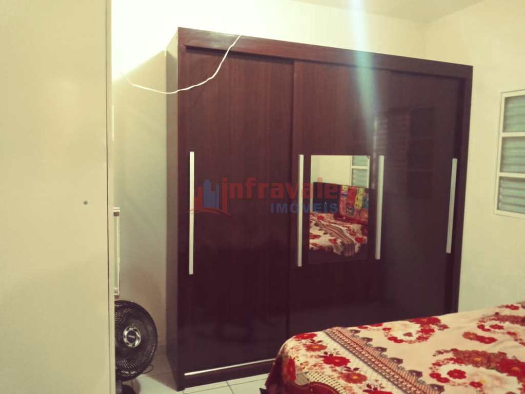 Casa em Jacareí, no bairro Cidade Jardim