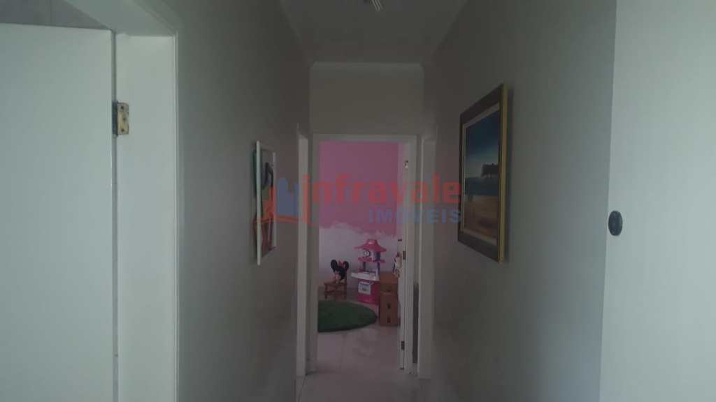 Casa em Jacareí, no bairro Cidade Jardim