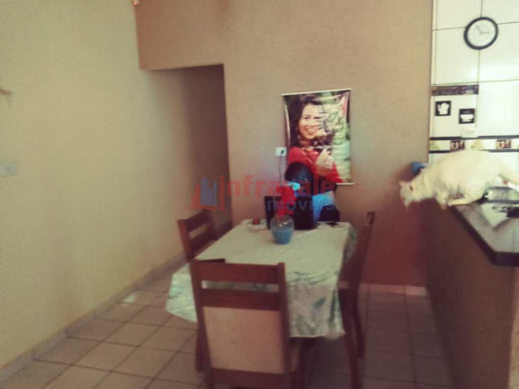 Casa em Jacareí, no bairro Cidade Jardim