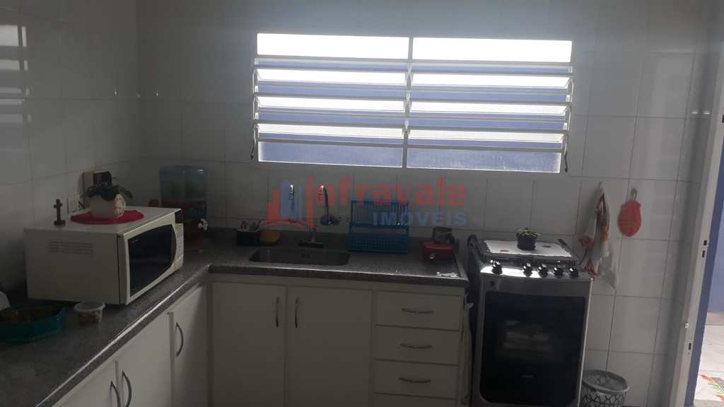 Casa em Jacareí, no bairro Cidade Jardim