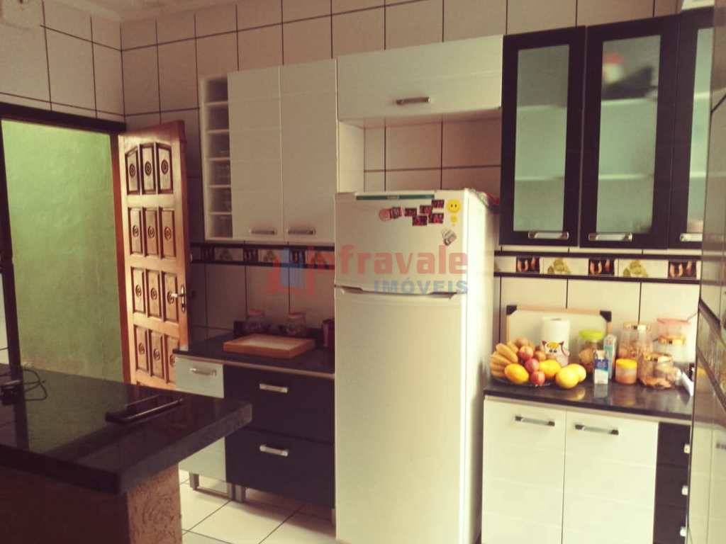 Casa em Jacareí, no bairro Cidade Jardim