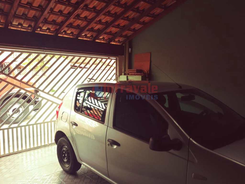 Casa em Jacareí, no bairro Cidade Jardim