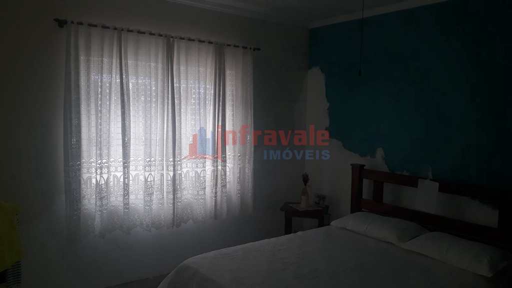 Casa em Jacareí, no bairro Cidade Jardim