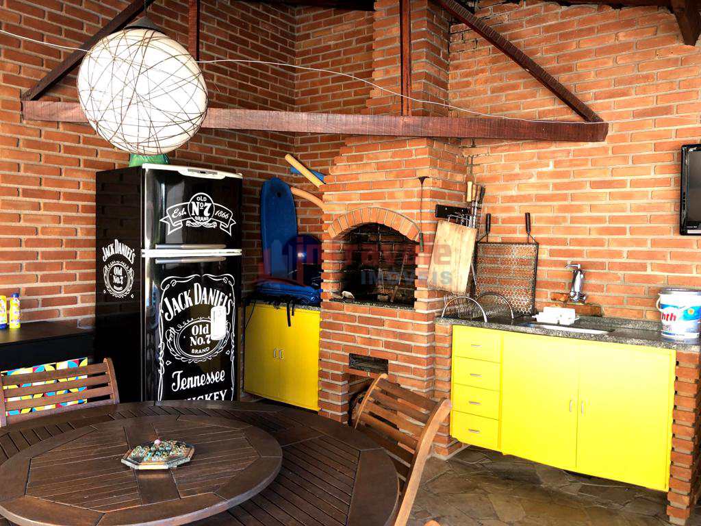 Casa de Condomínio em Jacareí, no bairro Jardim América
